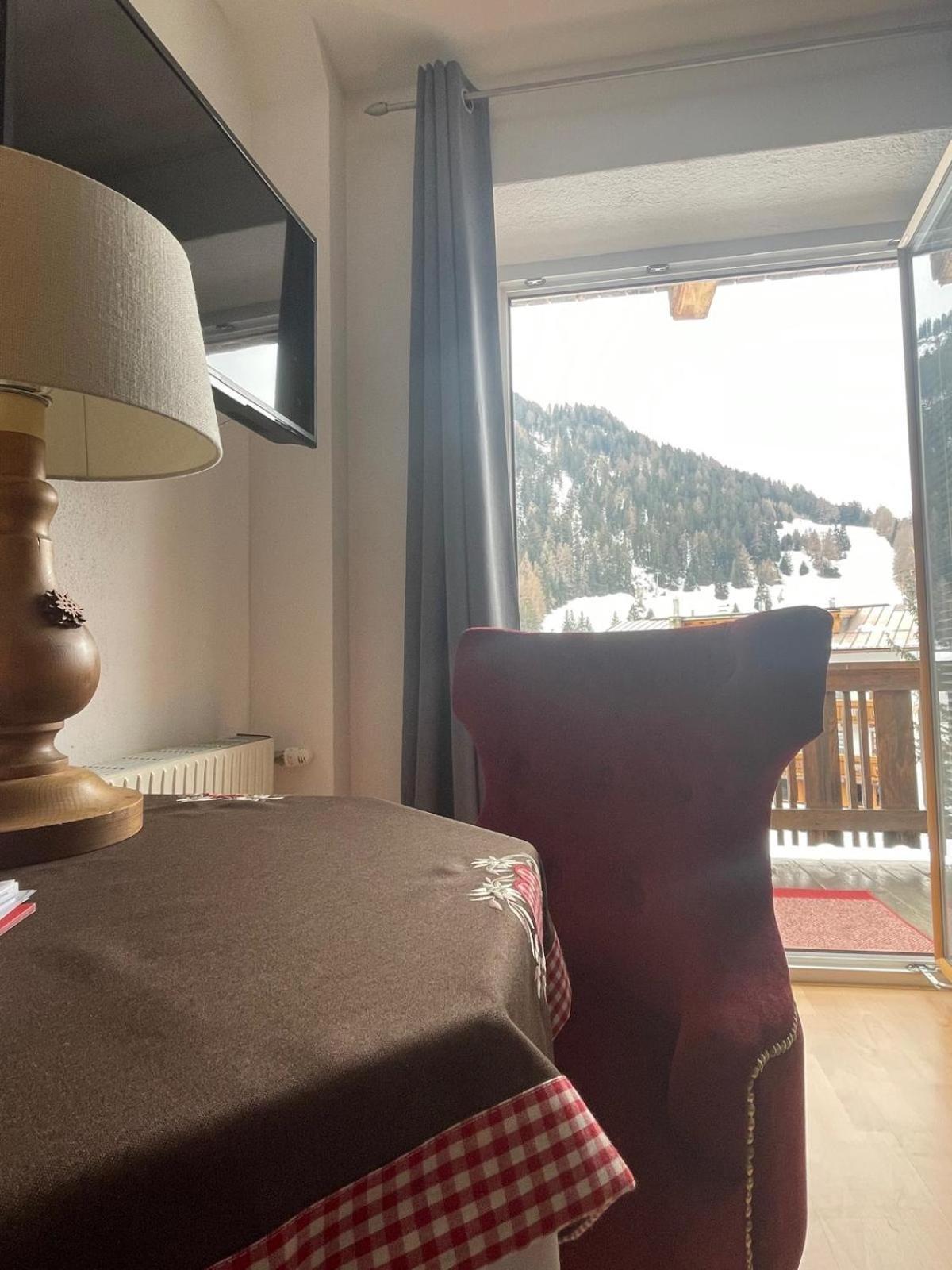 Bed and breakfast Hirschstube Nauders Extérieur photo